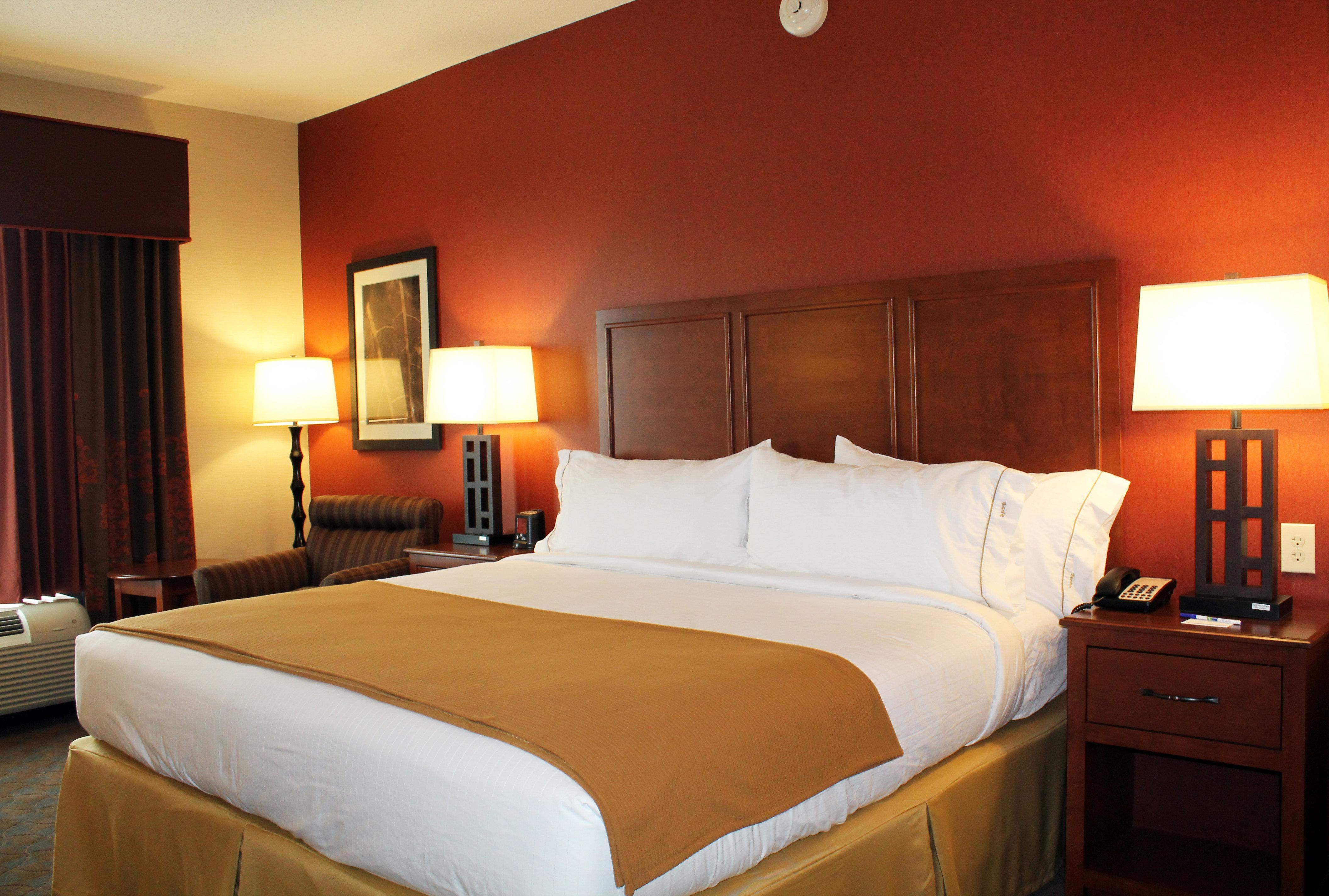Holiday Inn Express & Suites Paducah West By Ihg Exterior foto